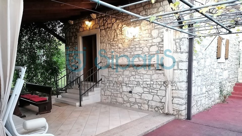 UMAG HOUSE 300 METERS FROM THE SEA