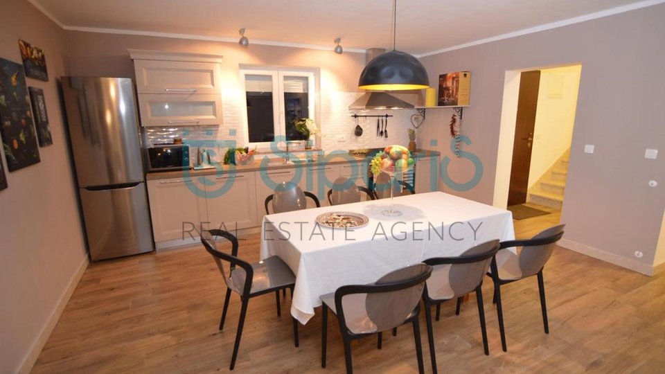 Casa, 200 m2, Vendita, Poreč - Mihatovići