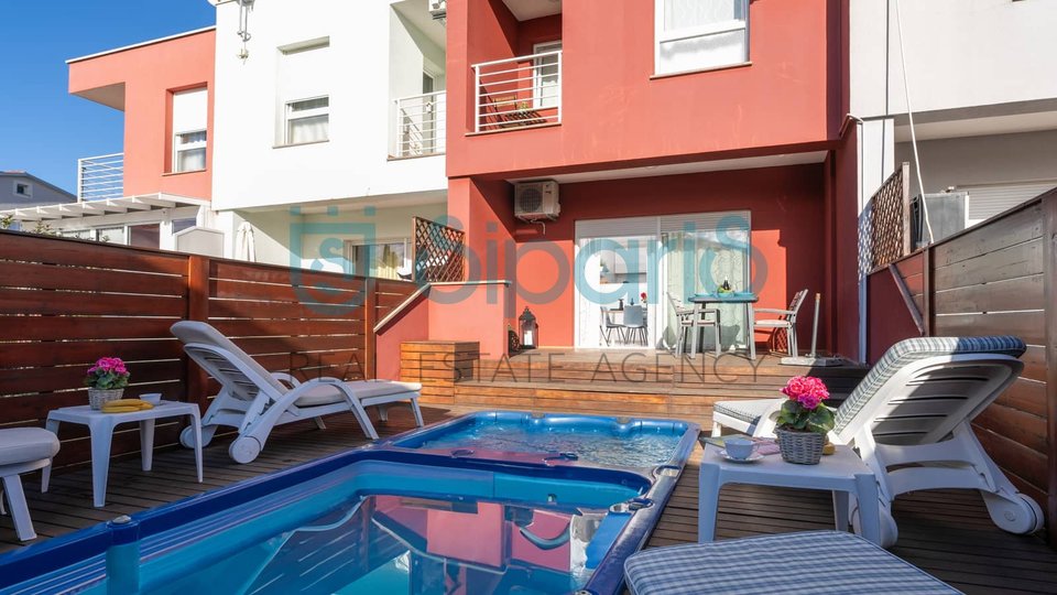 UMAG VALICA APARTMENT WITH SWIMMING POOL AND JACUZZI