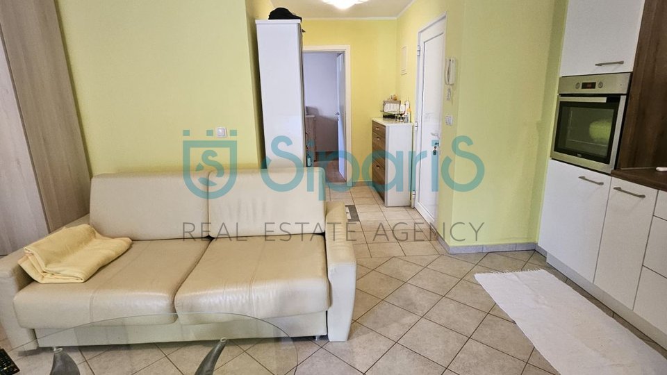 Appartamento, 51 m2, Vendita, Zambratija