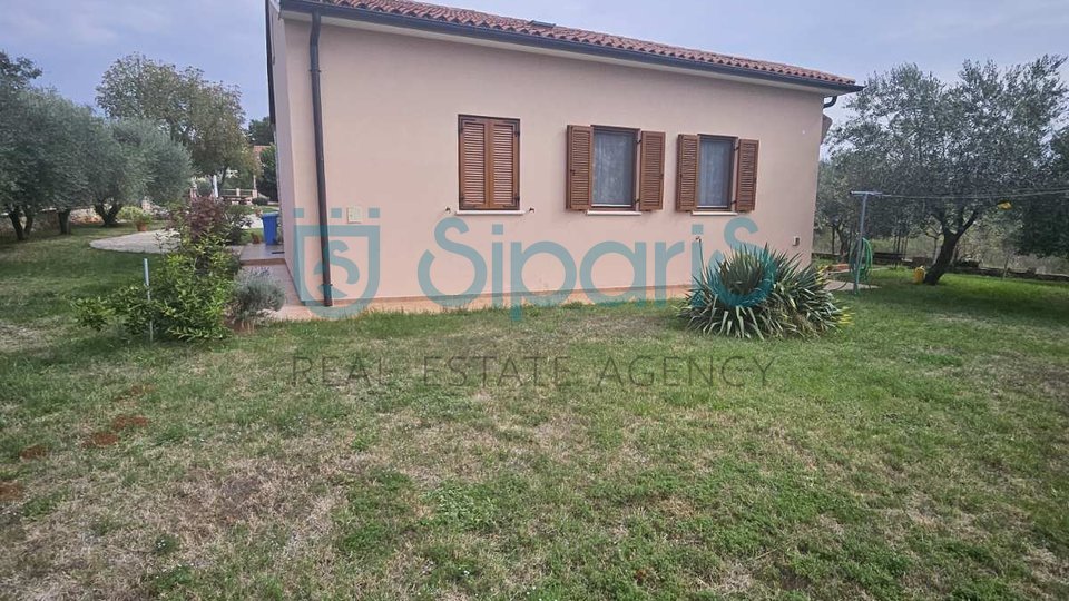 BUJE DETACHED HOUSE ON 1200M GARDEN