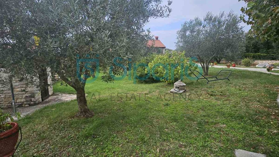 BUJE DETACHED HOUSE ON 1200M GARDEN